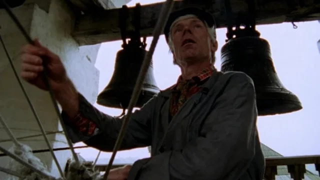 Photo 3 du film : Les Cloches des profondeurs