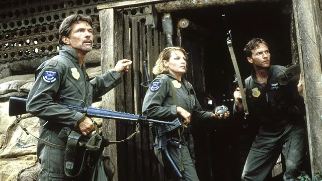 Photo 2 du film : Le camp de l'enfer