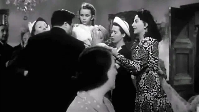 Photo 2 du film : Sa majeste monsieur dupont