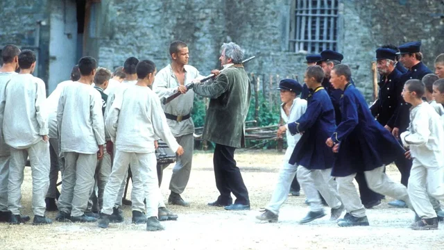 Photo 2 du film : La revolte des enfants