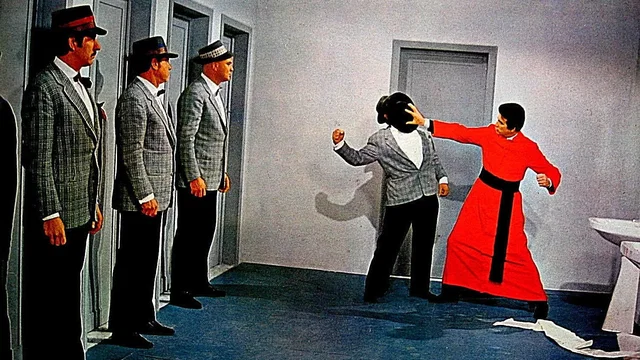 Photo 3 du film : Le carnaval des barbouzes