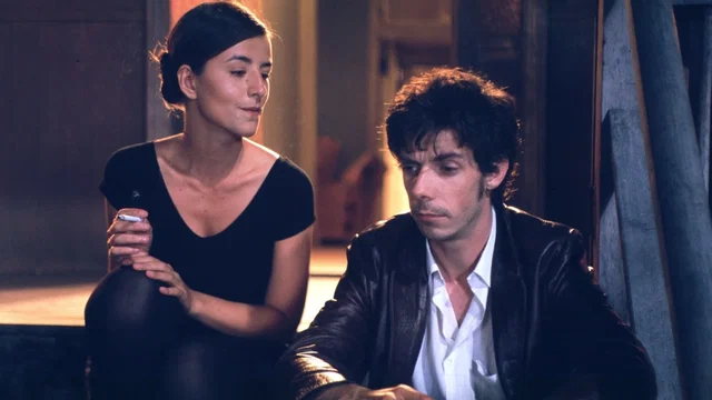 Photo 2 du film : He Died with a Felafel In His Hand