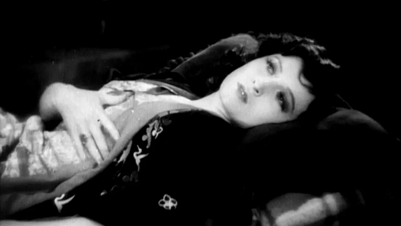 Photo du film : La femme au corbeau