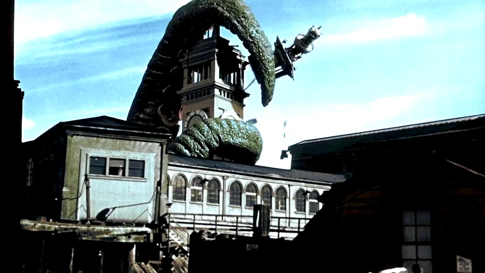 Photo 5 du film : Le monstre vient de la mer