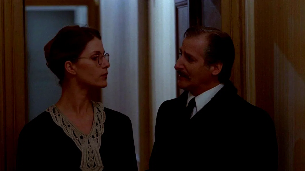Photo 4 du film : L'education anglaise