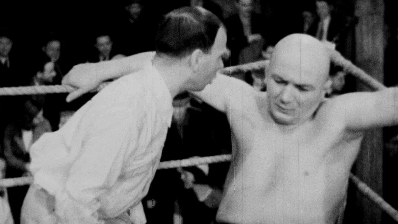 Photo 4 du film : On demande une brute