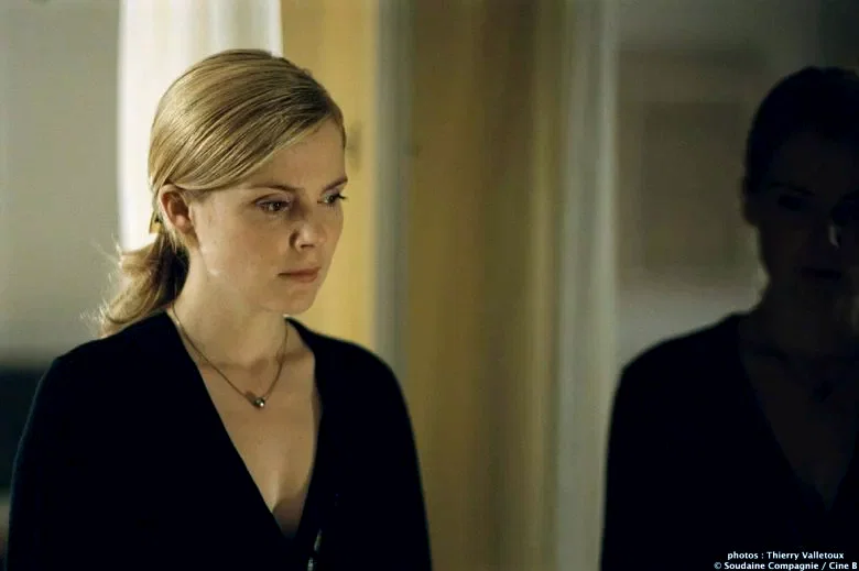 Photo 2 du film : Entre ses mains