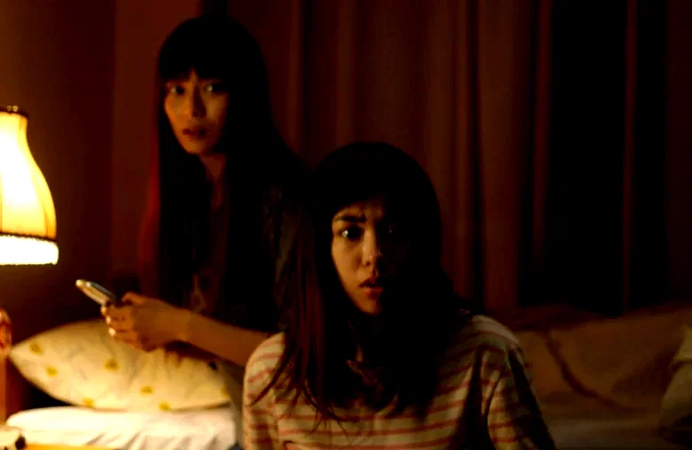 Photo 4 du film : La mort en ligne