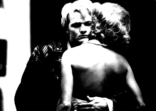 Affiche du film : Prenez garde à la sainte putain