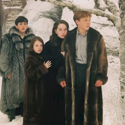 Miniature photo du film : Le Monde de Narnia : chapitre 1 - Le lion, la sorcière blanche et l’armoire magique