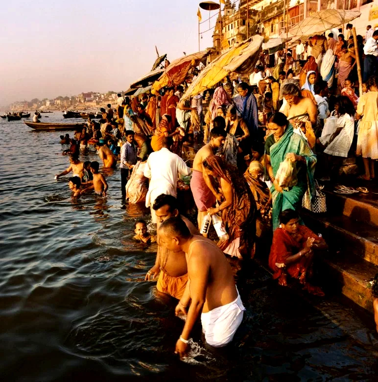 Photo 3 du film : Darshan (l'etreinte)