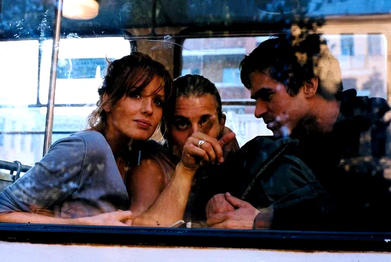 Photo 3 du film : Les Poupées russes