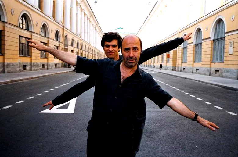 Photo 4 du film : Les Poupées russes