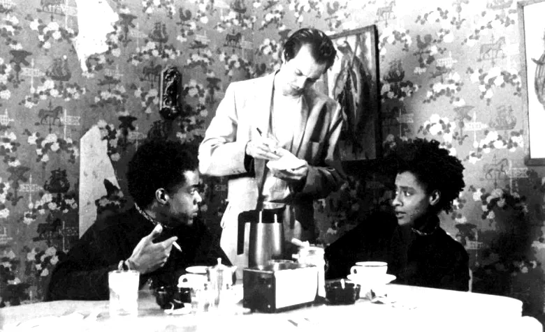 Photo 10 du film : Coffee and cigarettes