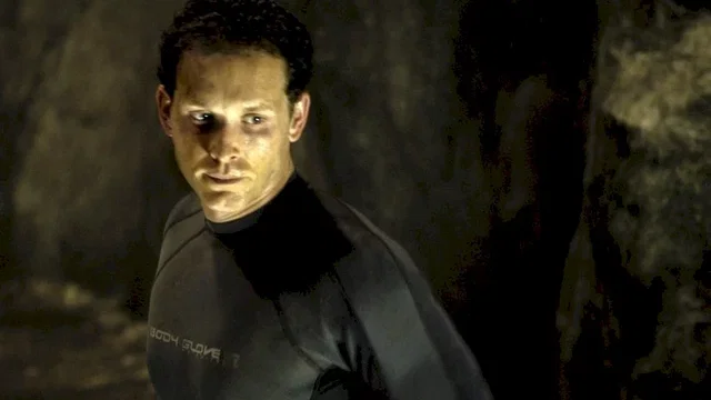 Photo 2 du film : La crypte