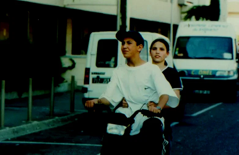 Photo 2 du film : Petits freres