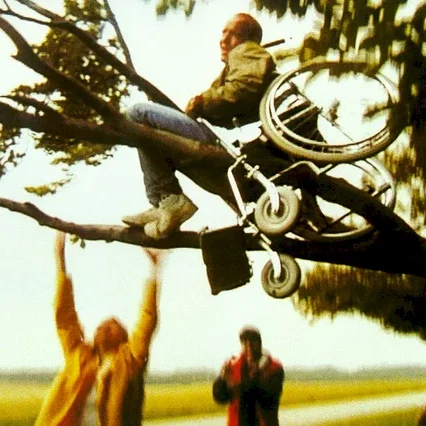 Miniature photo du film : Les idiots