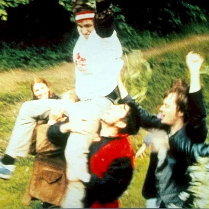 Miniature photo du film : Les idiots