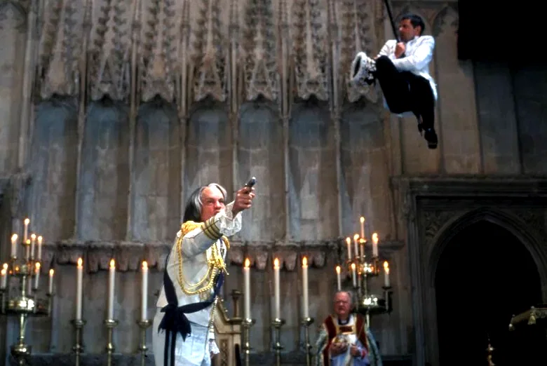 Photo 18 du film : Johnny english