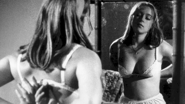 Photo 3 du film : Une vraie jeune fille