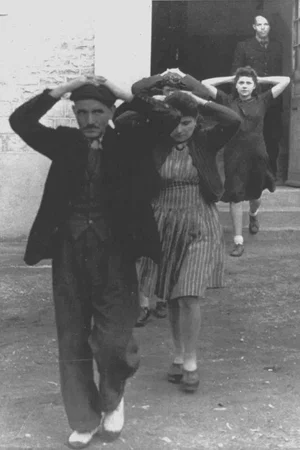 Photo 3 du film : La delation sous l'occupation