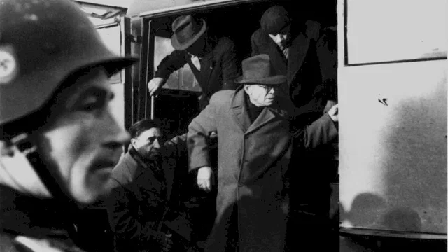 Photo 5 du film : La delation sous l'occupation