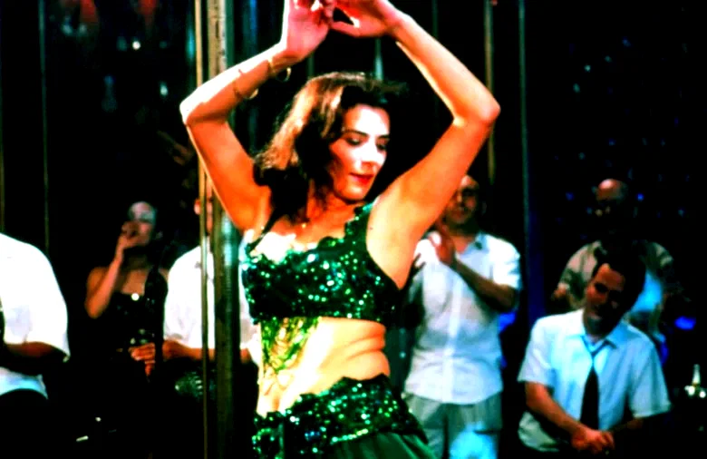 Photo 4 du film : Satin rouge