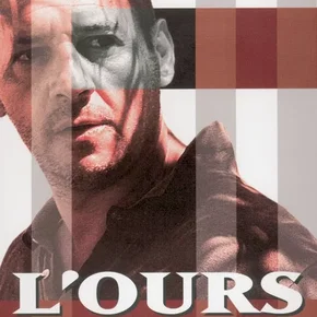 Photo du film : L'ours rouge