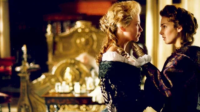Photo du film : Le Roi danse 