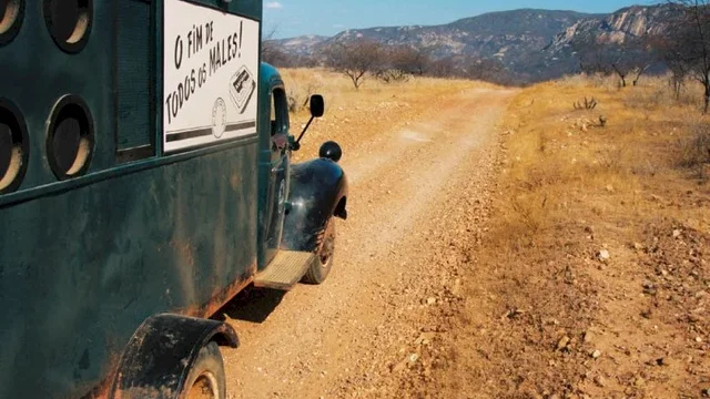 Photo 4 du film : Cinema, aspirines et vautours