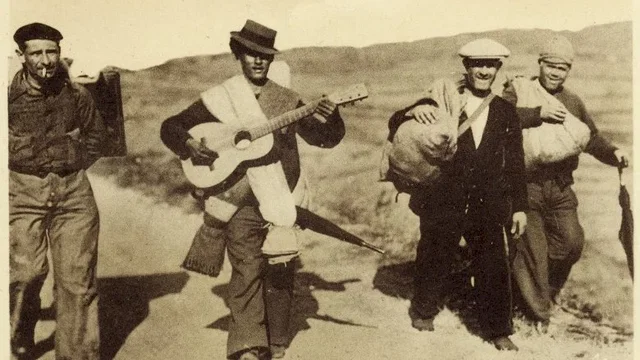 Photo 2 du film : No pasaran, album souvenir