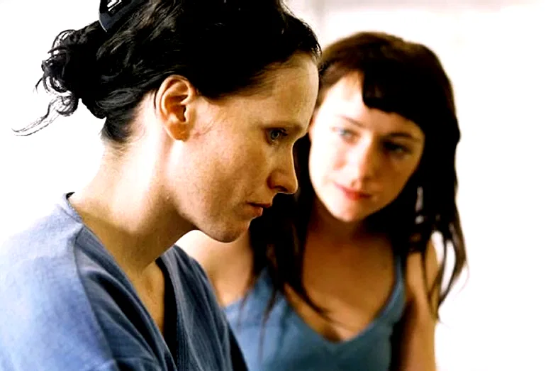 Photo 2 du film : Something like happiness