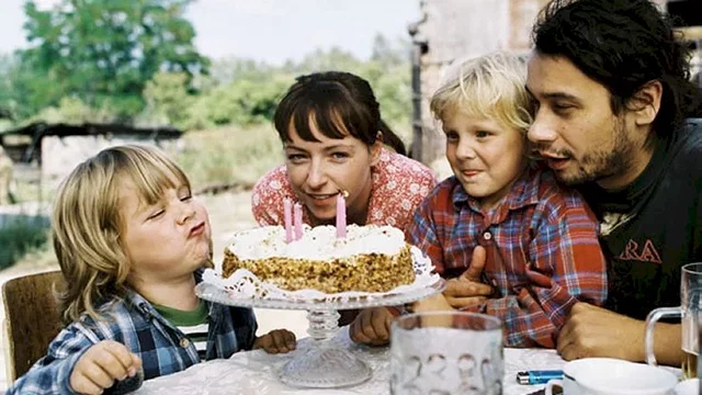 Photo du film : Something like happiness