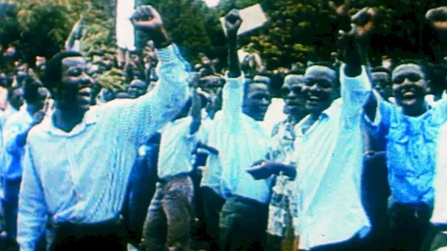Photo 6 du film : Afrique, Je Te Plumerai