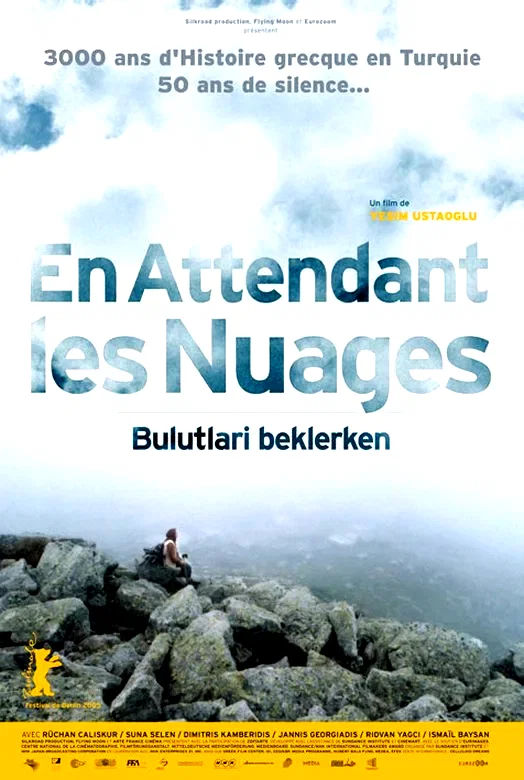 Affiche du film : En attendant les nuages