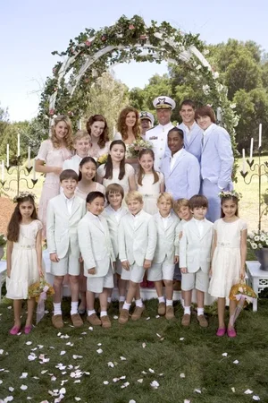 Photo 5 du film : Une famille 2 en 1