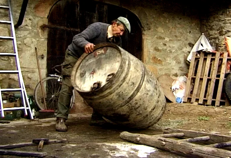 Photo du film : Ici najac, à vous la terre