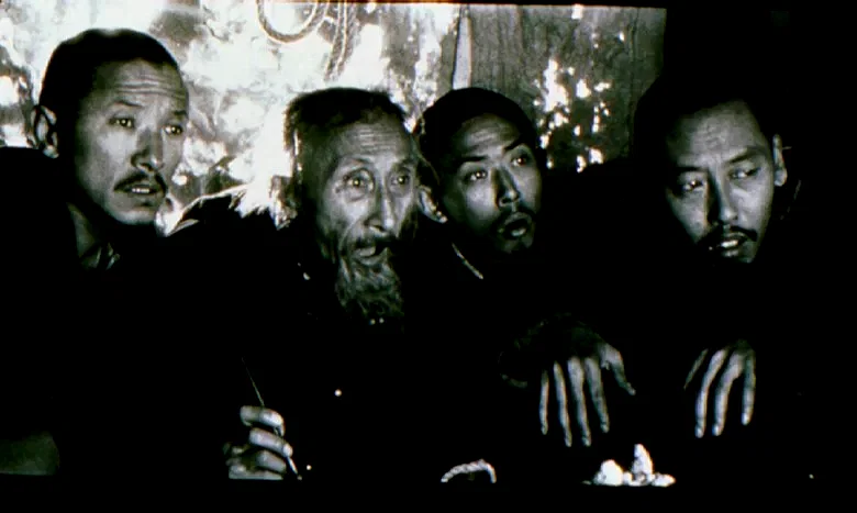 Photo 5 du film : Les démons à ma porte
