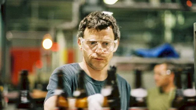 Photo 2 du film : La raison du plus faible