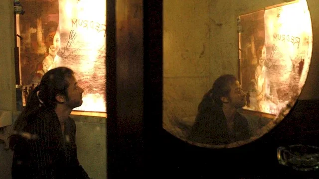 Photo 6 du film : Vagues invisibles