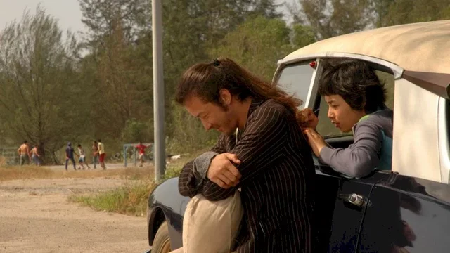 Photo 8 du film : Vagues invisibles