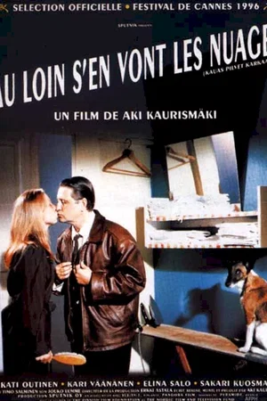 Affiche du film : Au loin s'en vont les nuages