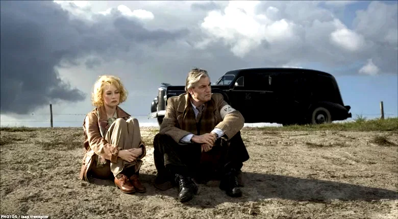 Photo 3 du film : Black book