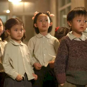 Photo du film : Les petites fleurs rouges