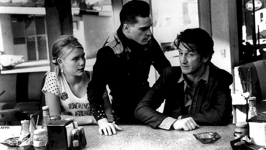 Photo 7 du film : U-turn, ici commence l'enfer