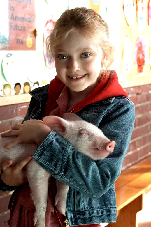 Photo 2 du film : Le petit monde de charlotte