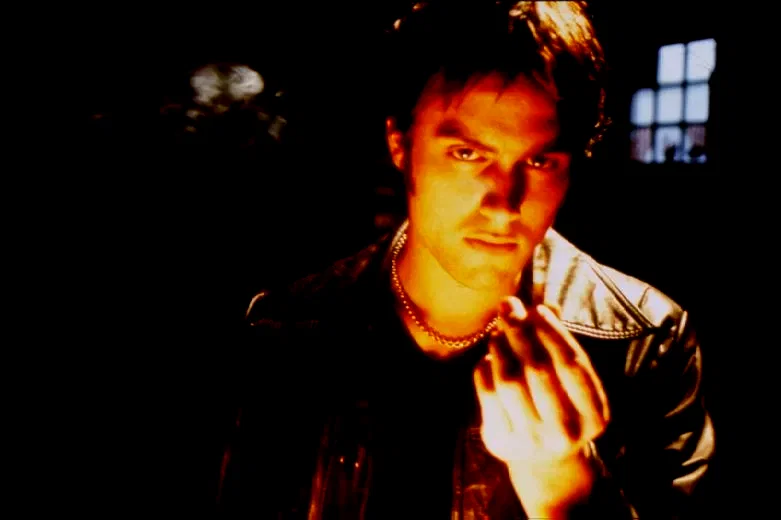 Photo 8 du film : Resurrection man