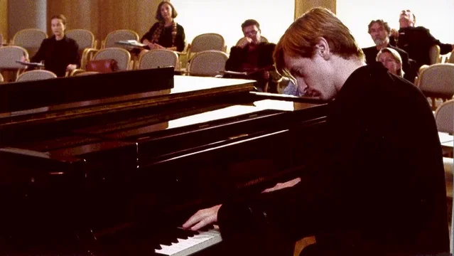 Photo 2 du film : La pianiste