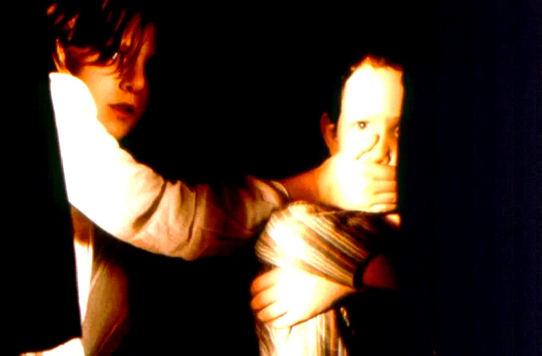 Photo 2 du film : Les Autres