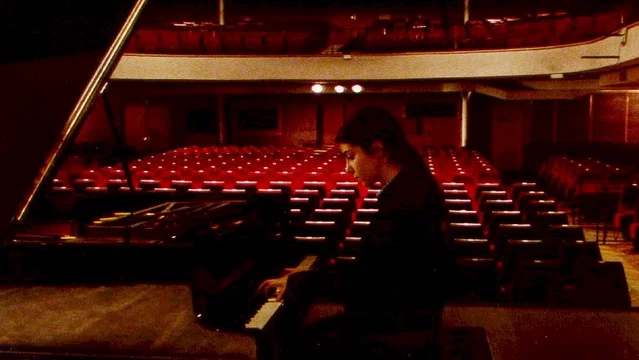 Photo 4 du film : Sur le bout des doigts